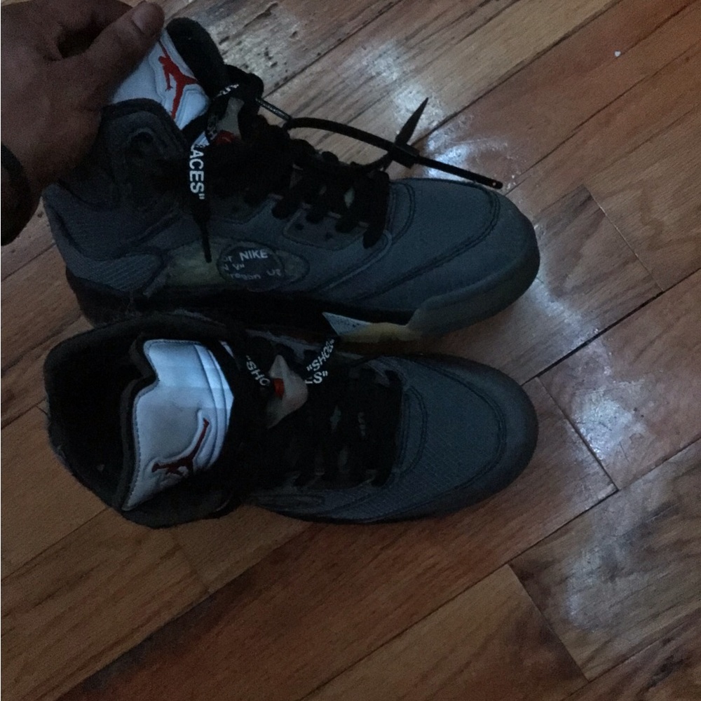 2020
Off-White x Air Jordan 5 Retro SP 'Muslin'